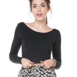 Brandy Melville Black Long Sleeve Crop